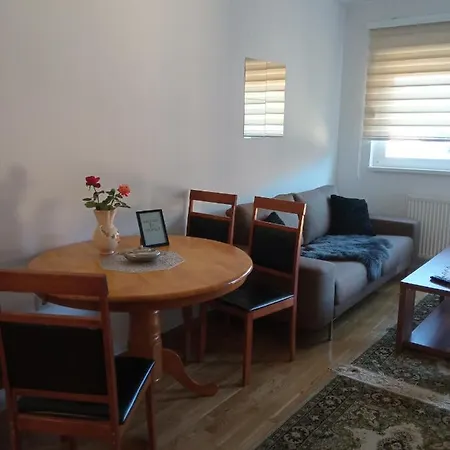 Mercy Deluxapartment Lägenhet
