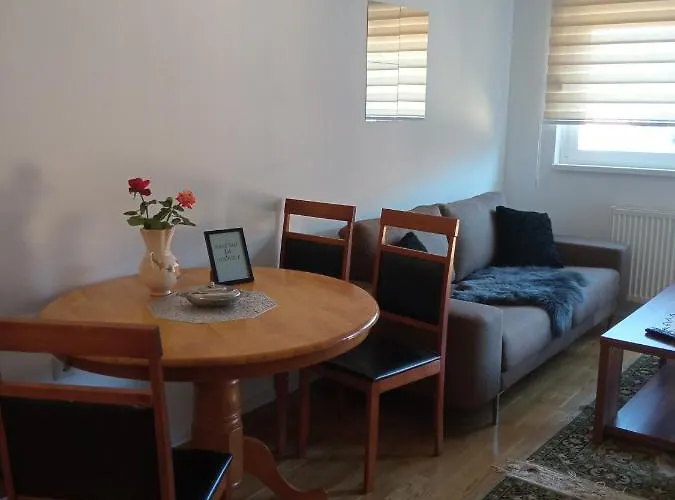 Mercy Deluxapartment Apartman